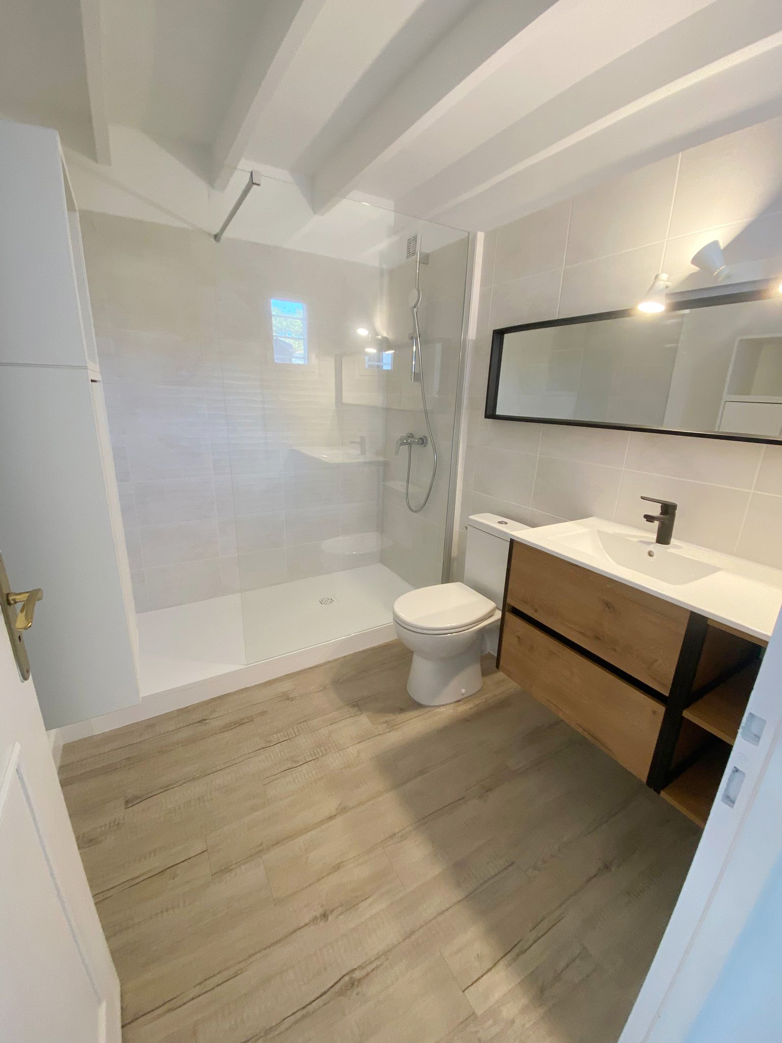 Salle de bain maison vacances le pouliguen